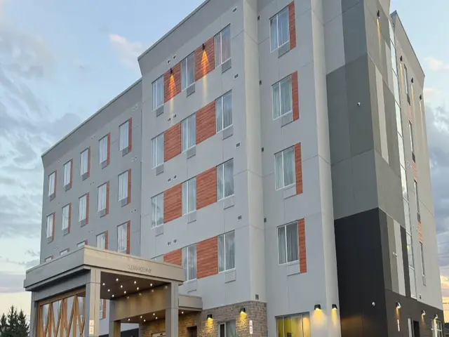 Best Western Plus Kawartha Lakes Hotel & Suites