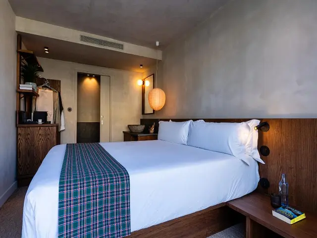 Chic&basic Tokyo Hoose