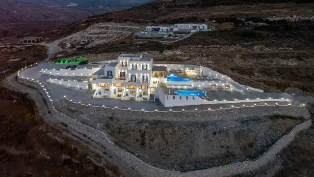 Mandilaras Village