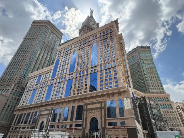 Al Safwah Hotel Tower 3