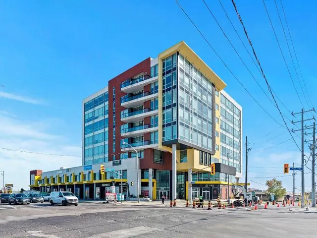 Bright Suites Finch West