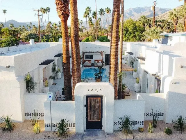 Yara Hotel