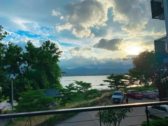 Abizz Hotel Kwanphayao
