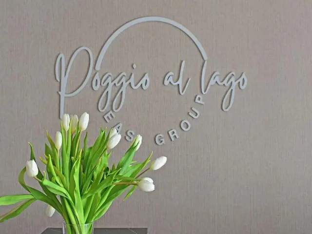 Poggio Al Lago