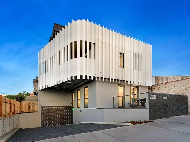 Manhattan Apartments Glen Iris