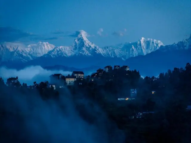 Rupakot Resort