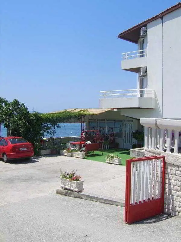 Pansion Vedrana