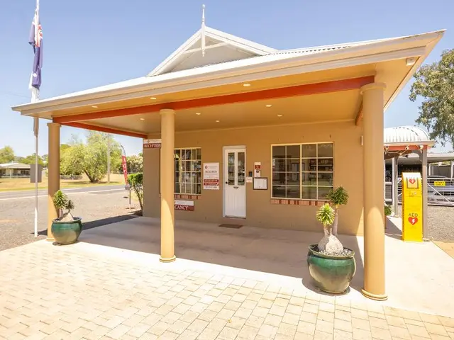 Country Gardens Motor Inn