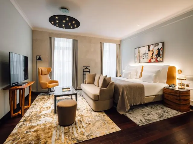 Mythic Sana Downtown Suites
