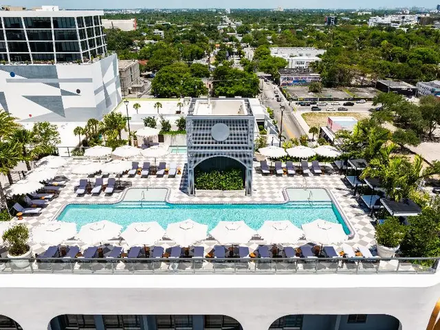 The 27 Wynwood