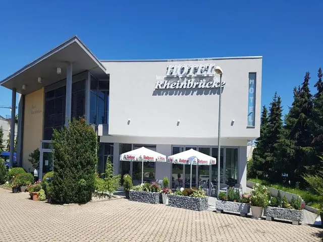 Hotel Rheinbrucke