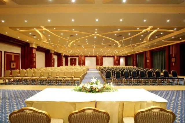Rehana Royal Beach Resort