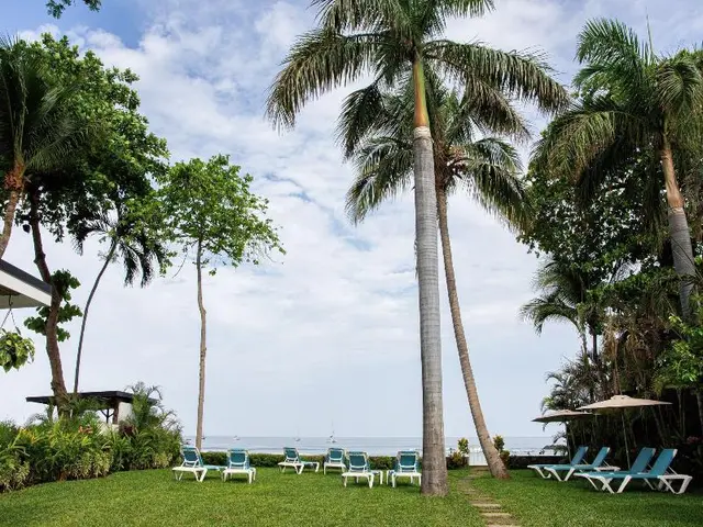 Hotel Perla De La Playa