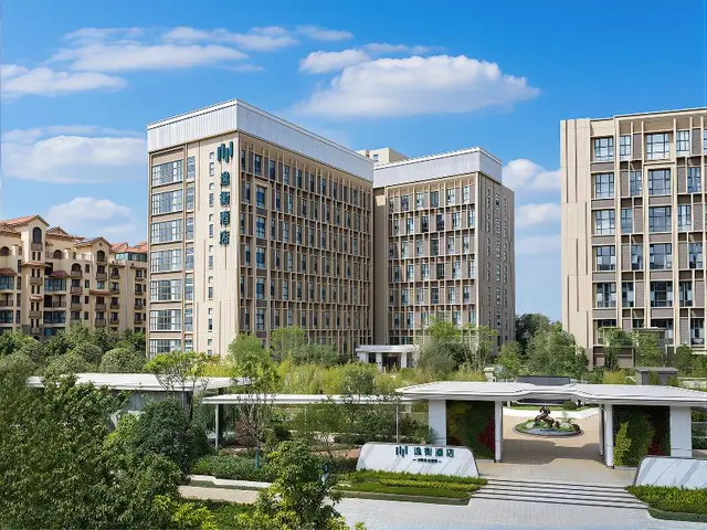 EVEN Kunming Dianchi Lake by IHG