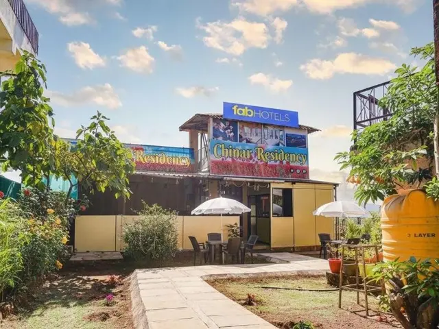 Fabhotel Chinar Residency