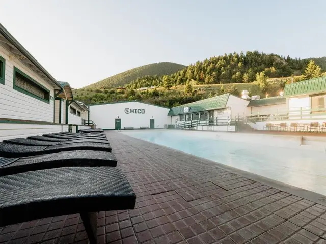 Chico Hot Springs Resort