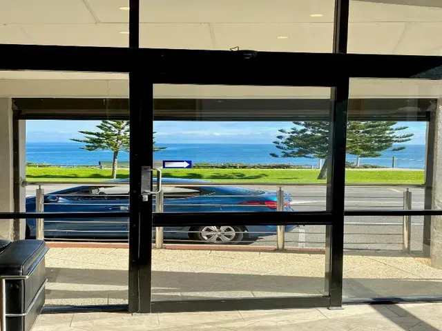 Ocean Beach Hotel