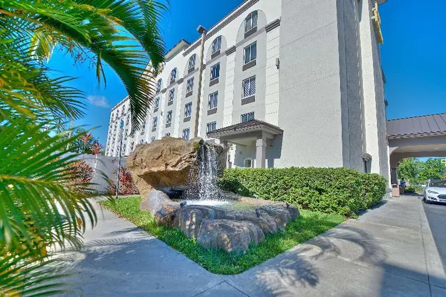 Sonesta Essential Orlando Airport