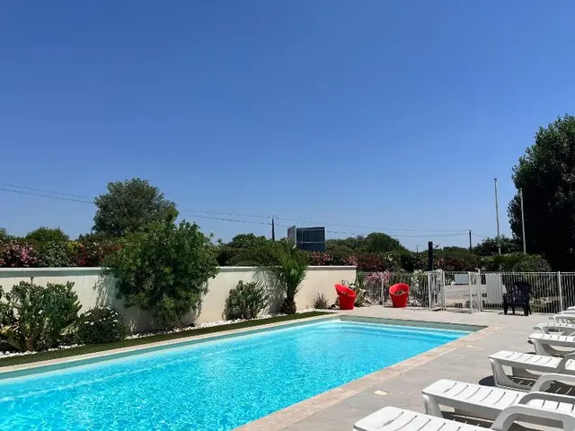 Brit Hotel Salon De Provence