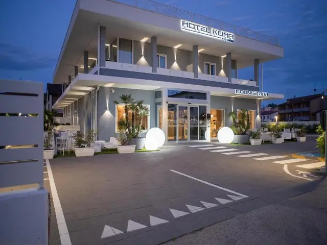 Hotel Kuma