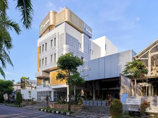 Front One Budget Hotel Boyolali