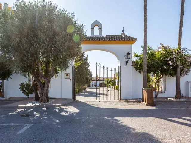 Puerta De Algadir