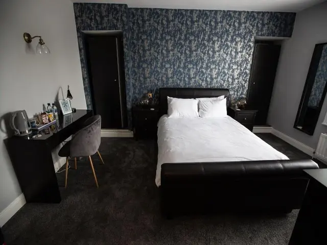 Hardwick Arms Hotel