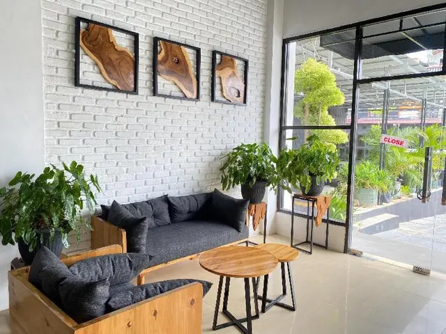 Urbanview Hotel Medio Inn Palu By Reddoorz