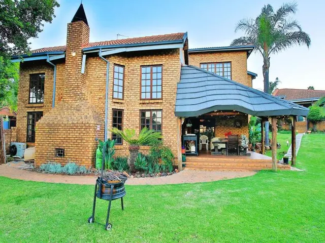 Mereke Manor