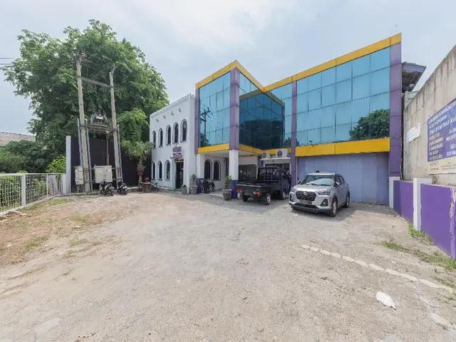 Reddoorz Jalan Pangkal Perjuangan Karawang