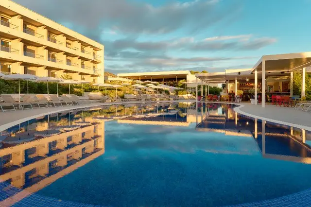 Pharos, hvar bayhill hotel