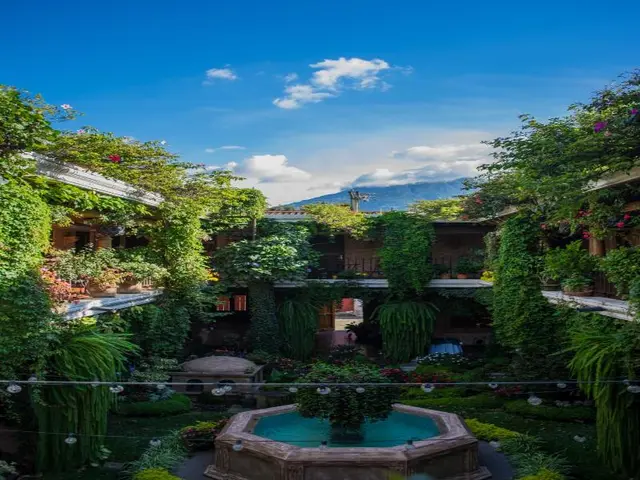 Hotel Genessis