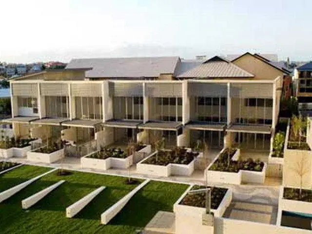 Oxygen Apartments