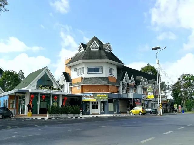 English Resotel Hotel