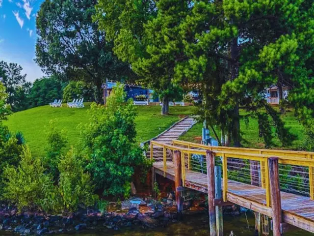 Long Cove Resort Near Charlotte Airport