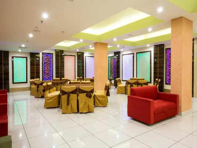 The Royal Court Hotel Spa