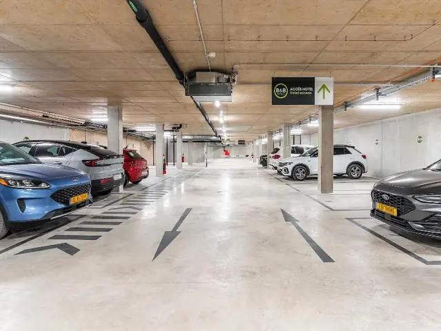 B B Hotel Luxembourg Centre Cloche D Or
