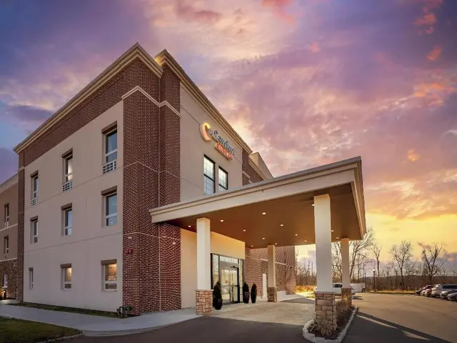 Comfort Suites Central Valley Woodbury