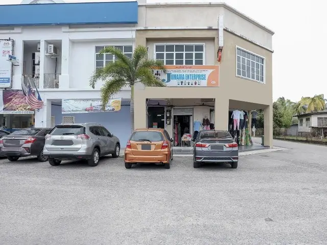 Oyo 90180 Gemilang Hotel Kerteh