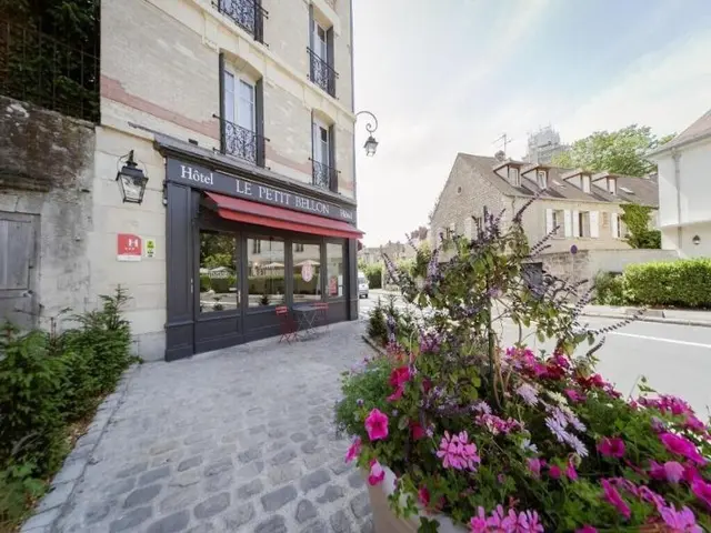 Logis Hotel Le Petit Bellon