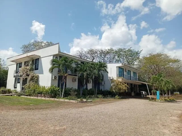 Hotel Saman Del Rio