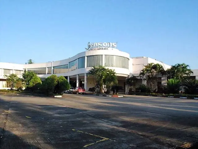 Seasons Of Yangon