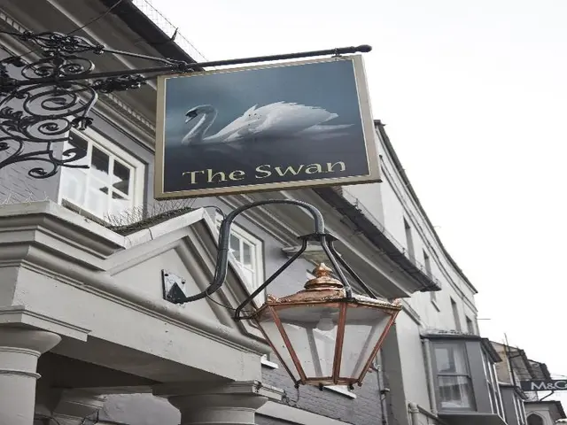 Swan Hotel By Greene King Inns