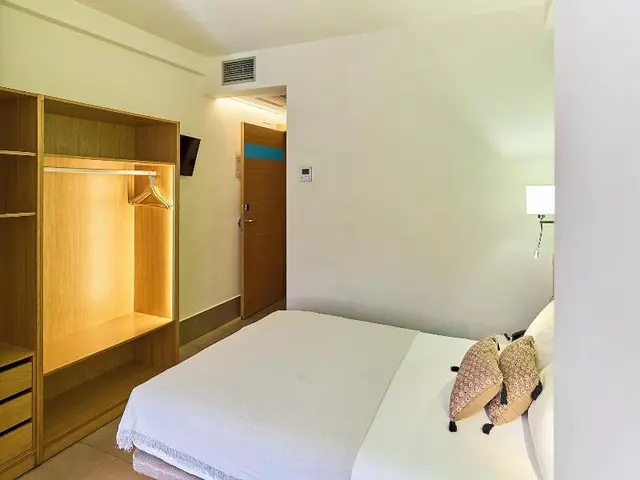 The Book Factory Hostel By Gaiarooms