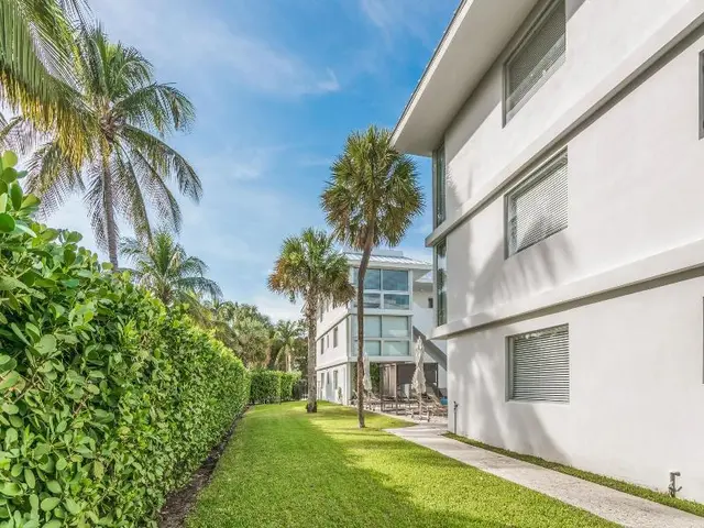 Beach Haus Key Biscayne