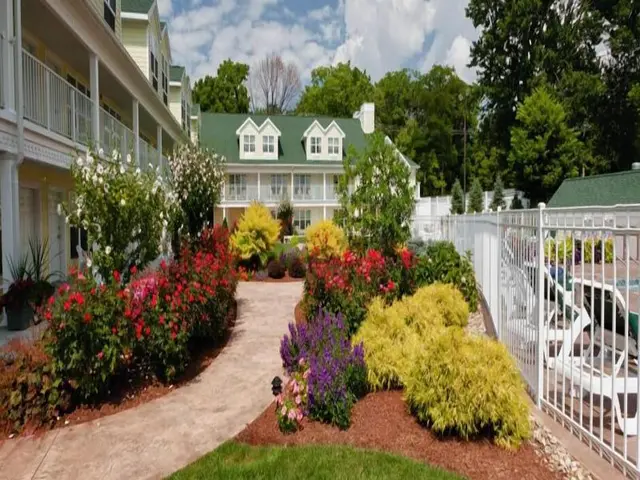 Kelleys Island Venture Resort