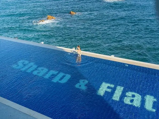 Sharp Flat Hotel