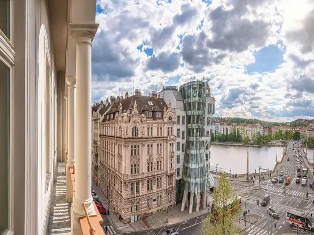 River Dance Suites By Adrez