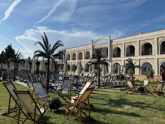 The Rest Port Village Hotel