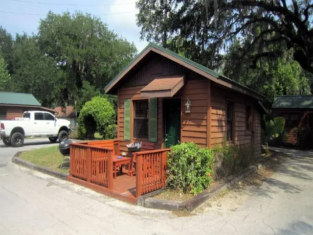Riverside Lodge Resort